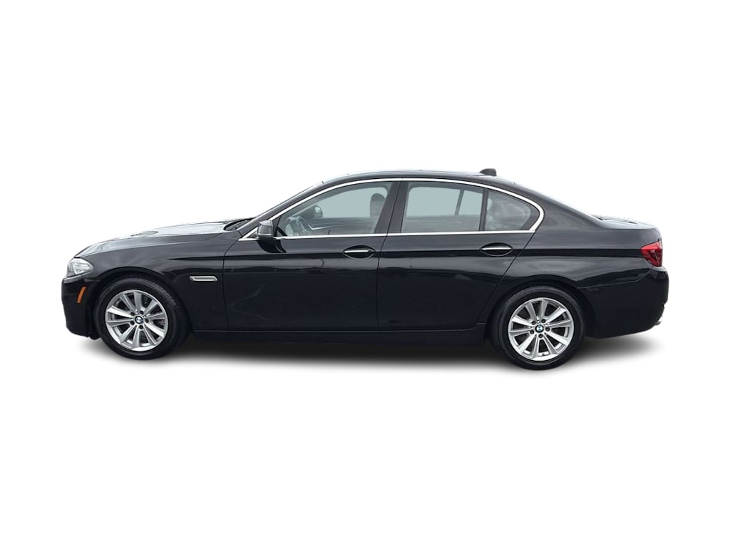 Thumbnail: 2016 BMW 5 Series - 26