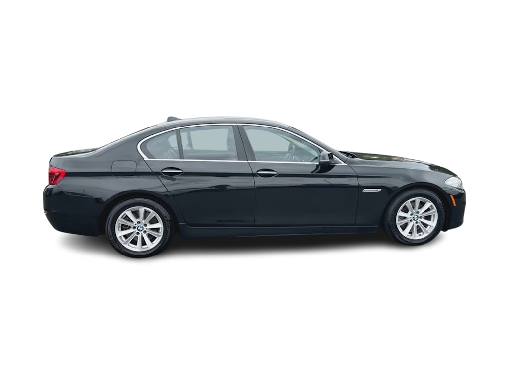 Thumbnail: 2016 BMW 5 Series - 25