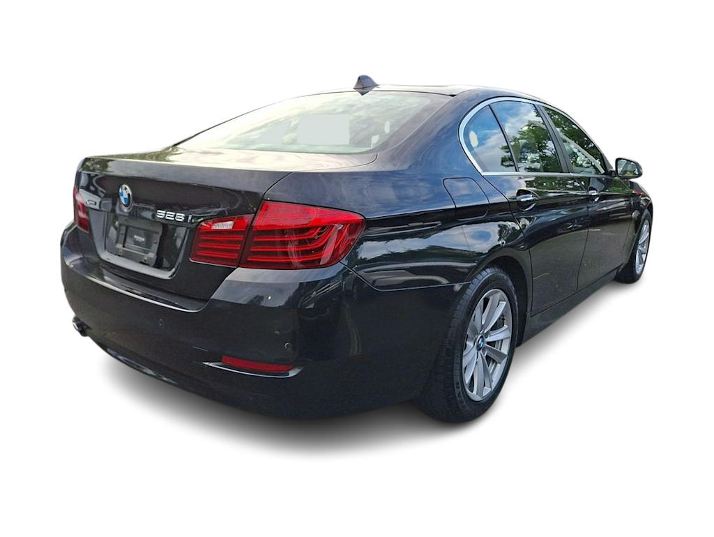 Thumbnail: 2015 BMW 5 Series - 14