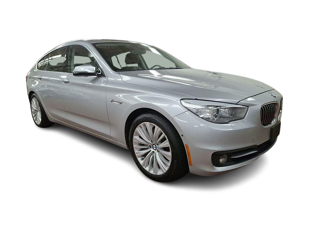 Thumbnail: 2016 BMW 5 Series - 13