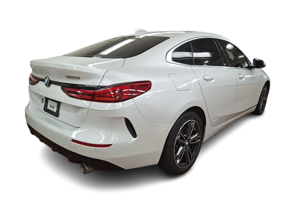 Thumbnail: 2023 BMW 2 Series - 15