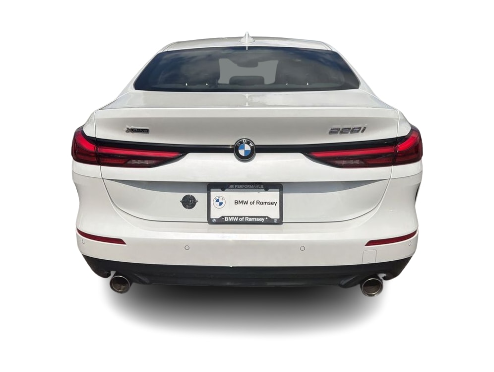 Thumbnail: 2023 BMW 2 Series - 26