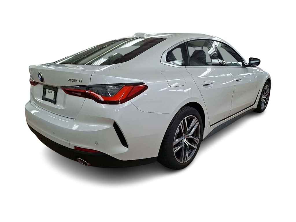 Thumbnail: 2023 BMW 4 Series - 14