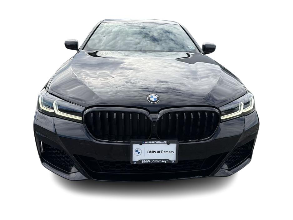 Thumbnail: 2021 BMW 5 Series - 26