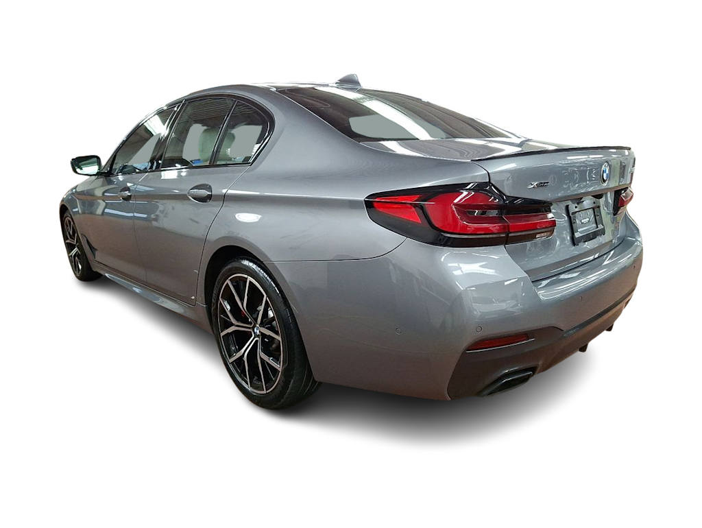 Thumbnail: 2023 BMW 5 Series - 2