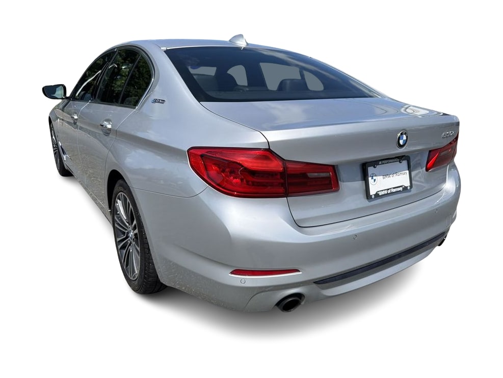 Thumbnail: 2018 BMW 5 Series - 25