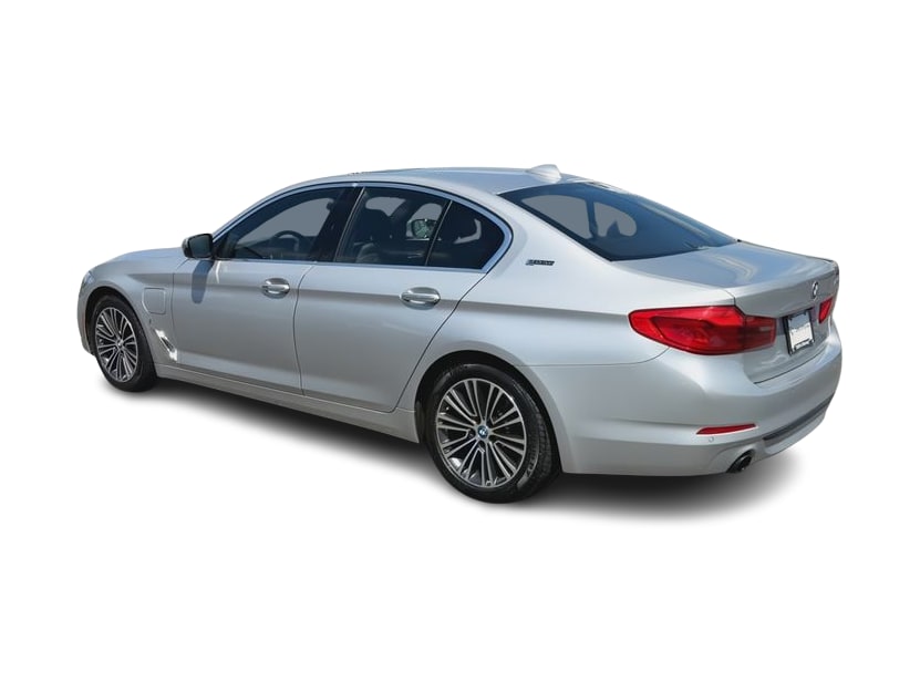 Thumbnail: 2018 BMW 5 Series - 4