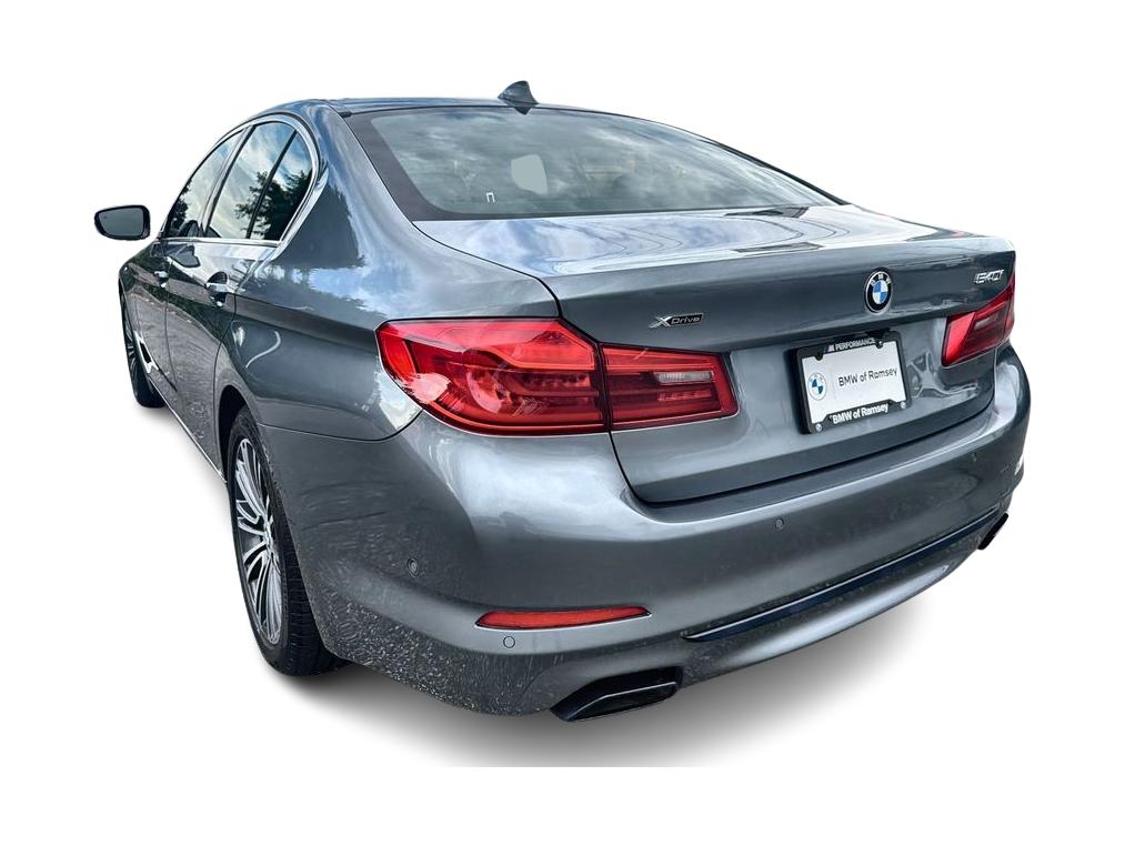Thumbnail: 2019 BMW 5 Series - 25