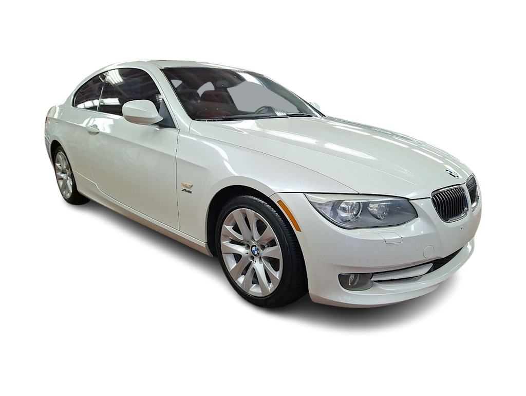 Thumbnail: 2011 BMW 3 Series - 14