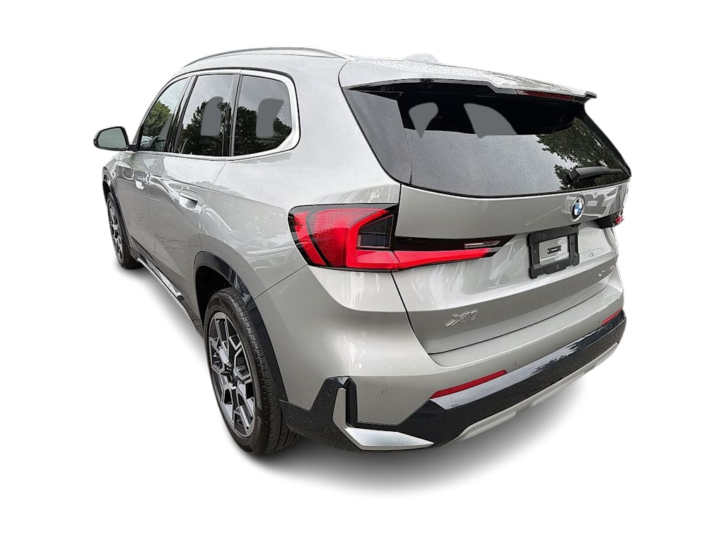 Thumbnail: 2023 BMW X1 - 24