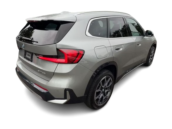 Thumbnail: 2023 BMW X1 - 21
