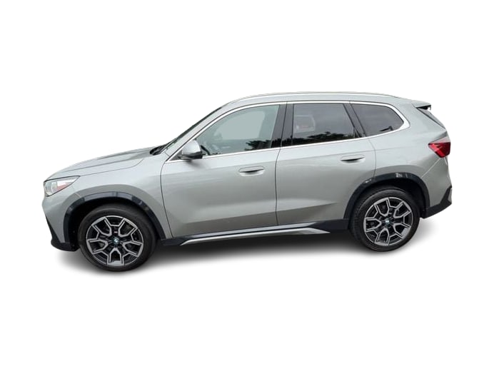 Thumbnail: 2023 BMW X1 - 20