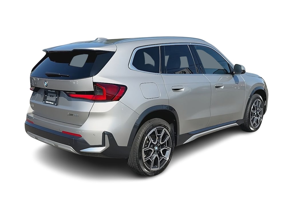 Thumbnail: 2026 BMW X1 - 22
