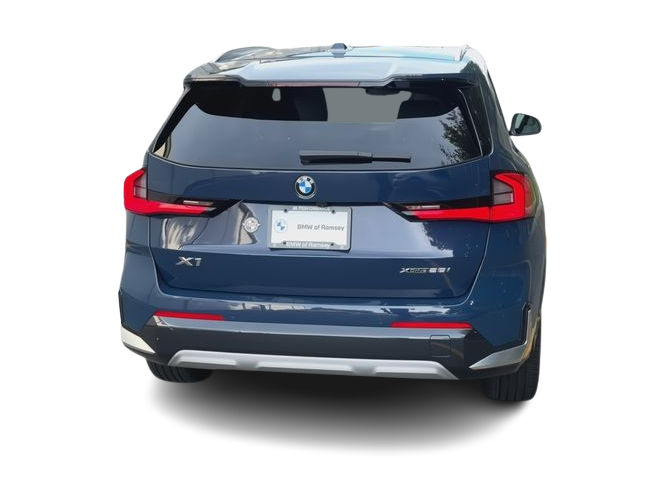 Thumbnail: 2026 BMW X1 - 5