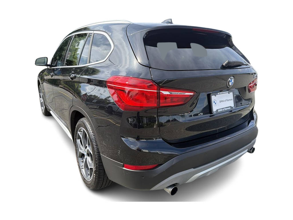 Thumbnail: 2017 BMW X1 - 23