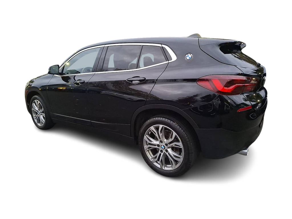 Thumbnail: 2022 BMW X2 - 2