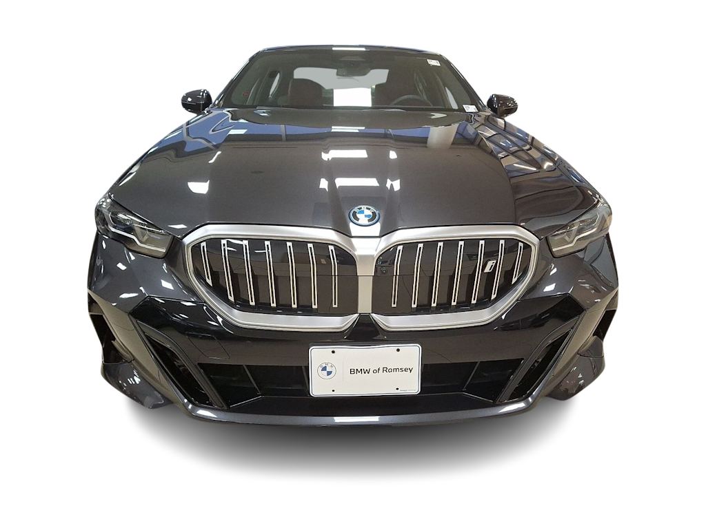 Thumbnail: 2025 BMW i5 - 4
