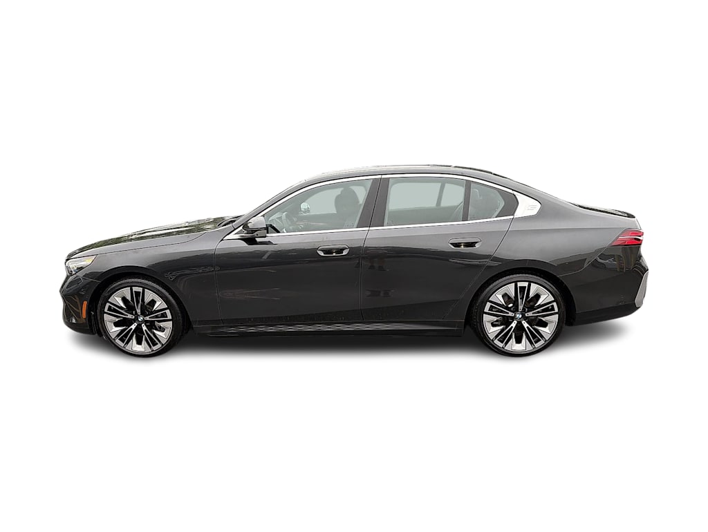Thumbnail: 2026 BMW i5 - 21