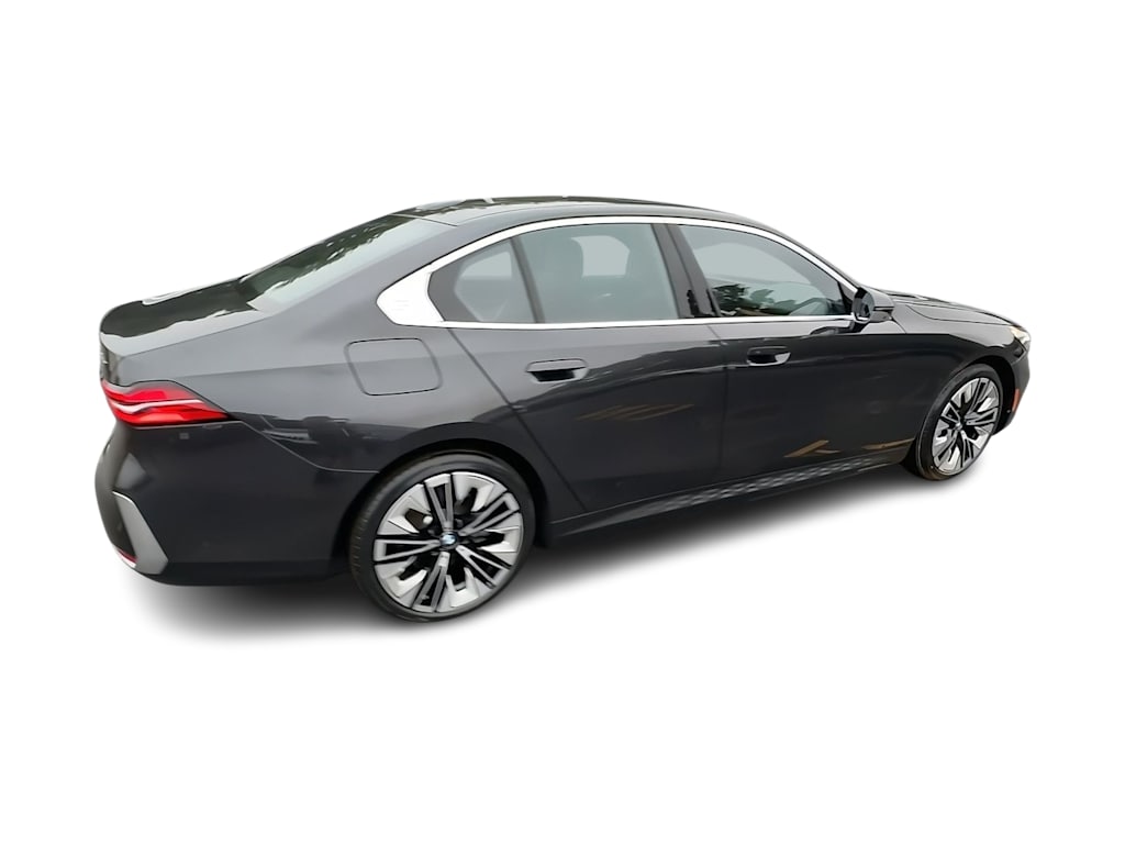 Thumbnail: 2026 BMW i5 - 19