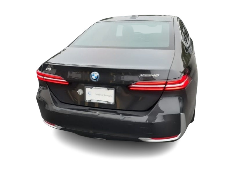 Thumbnail: 2026 BMW i5 - 5
