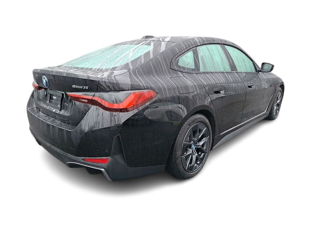 Thumbnail: 2023 BMW i4 - 15