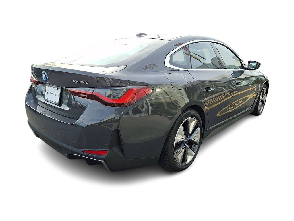 Thumbnail: 2025 BMW i4 - 14