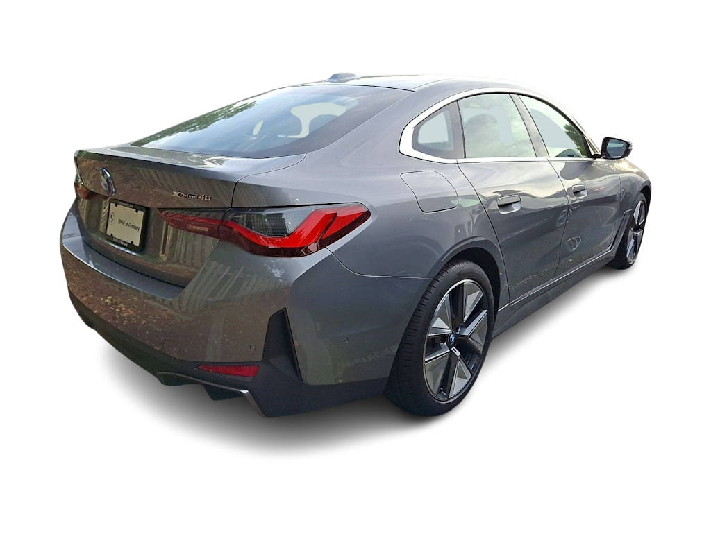 Thumbnail: 2025 BMW i4 - 14