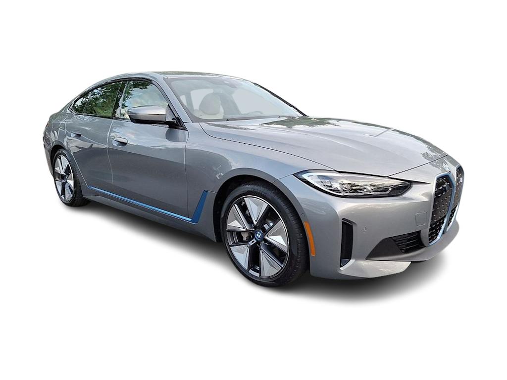 Thumbnail: 2023 BMW i4 - 13