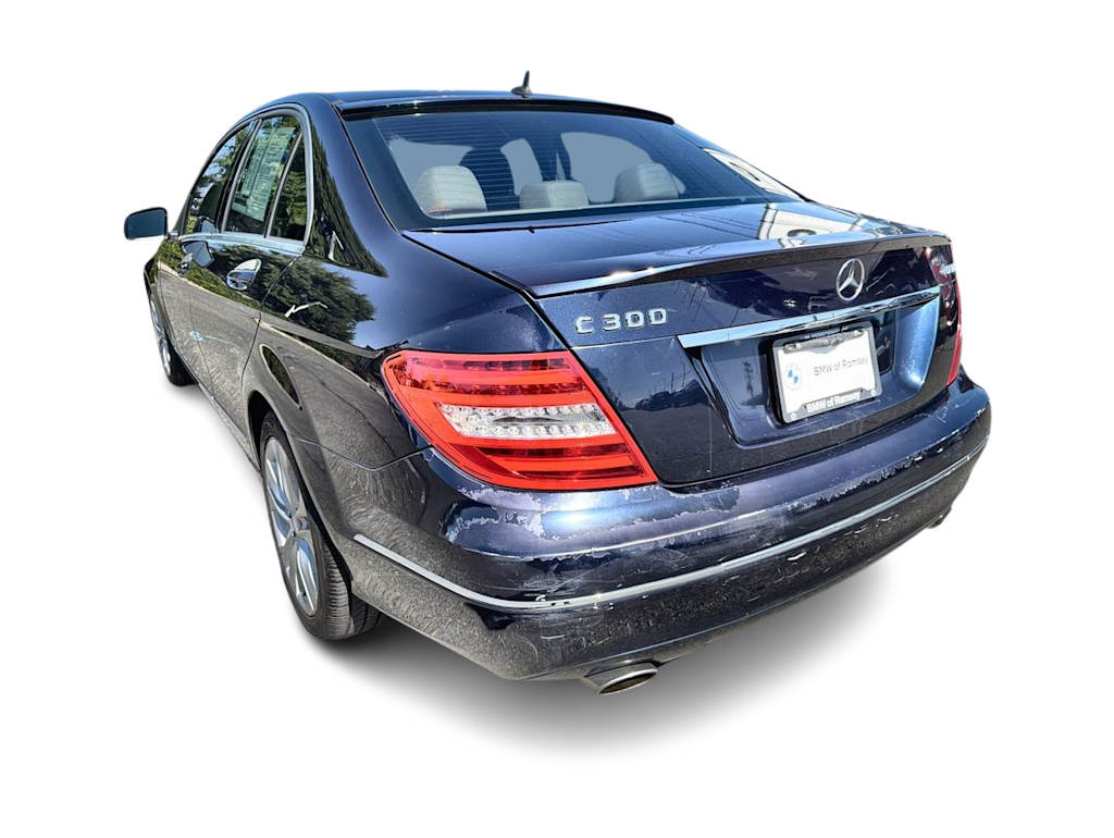 Thumbnail: 2013 Mercedes-Benz C-Class - 4