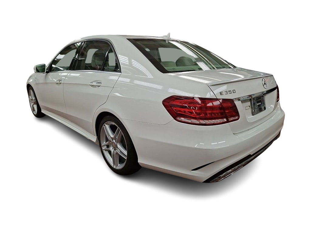 Thumbnail: 2014 Mercedes-Benz E-Class - 4
