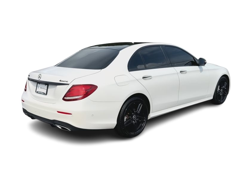 Thumbnail: 2019 Mercedes-Benz E-Class - 23