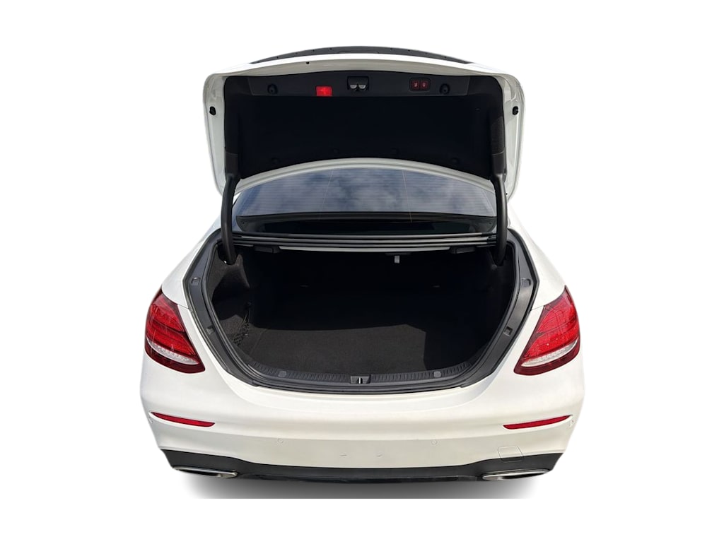Thumbnail: 2019 Mercedes-Benz E-Class - 17
