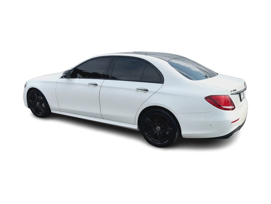 Thumbnail: 2019 Mercedes-Benz E-Class - 3