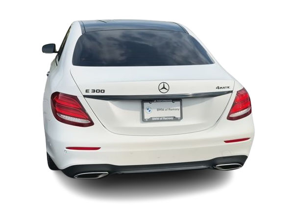Thumbnail: 2019 Mercedes-Benz E-Class - 22