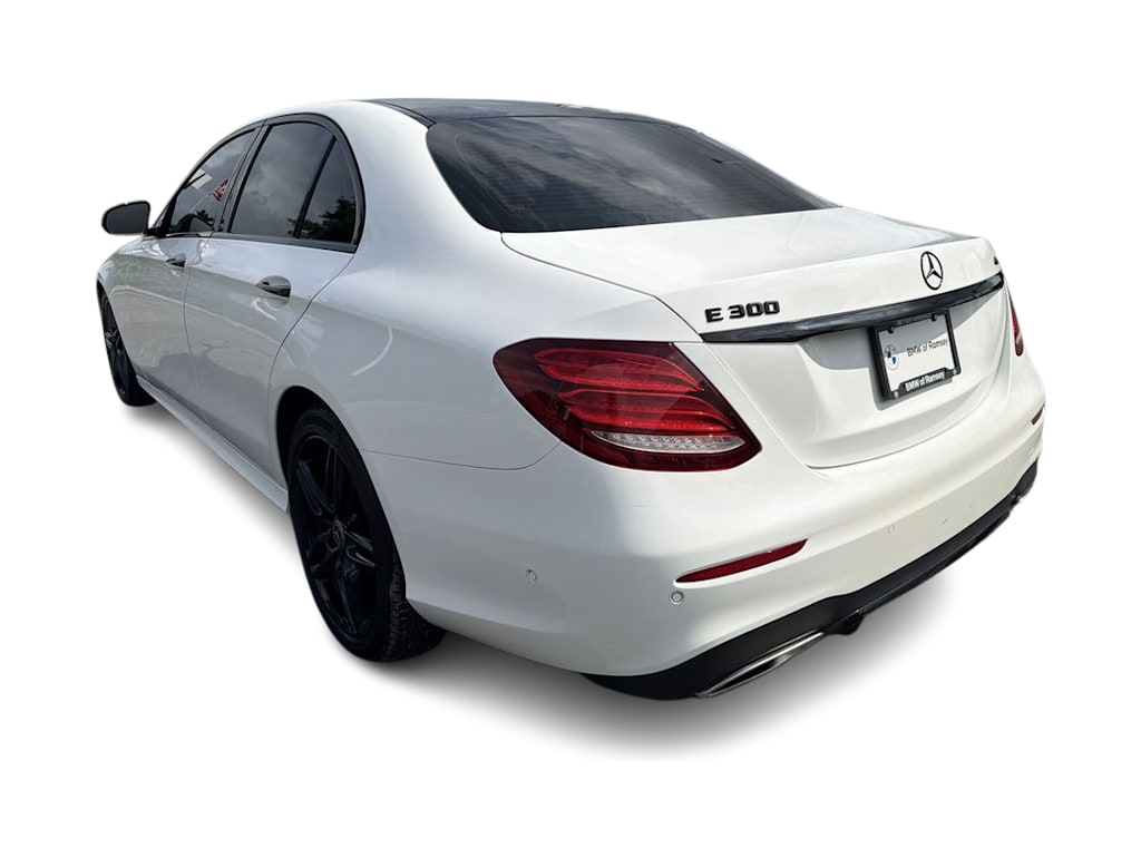 Thumbnail: 2019 Mercedes-Benz E-Class - 4