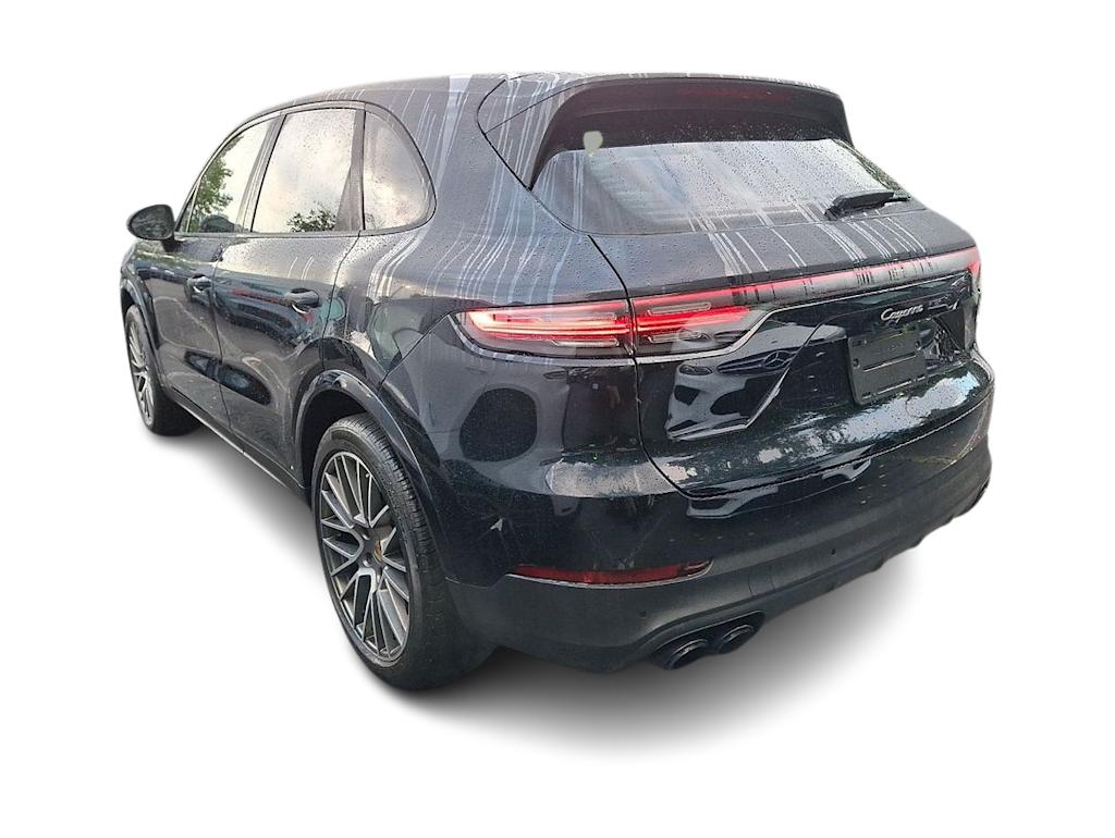 Thumbnail: 2022 Porsche Cayenne - 3
