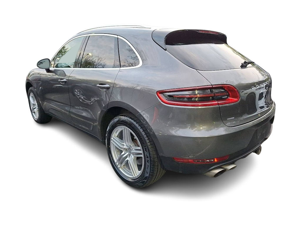 Thumbnail: 2016 Porsche Macan - 2