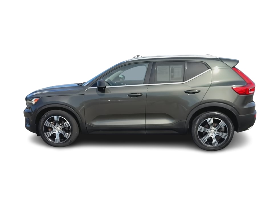 Thumbnail: 2019 Volvo XC40 - 3