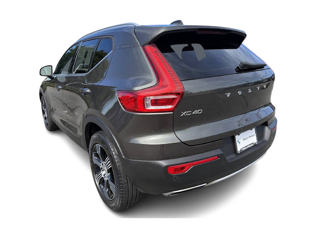Thumbnail: 2019 Volvo XC40 - 25