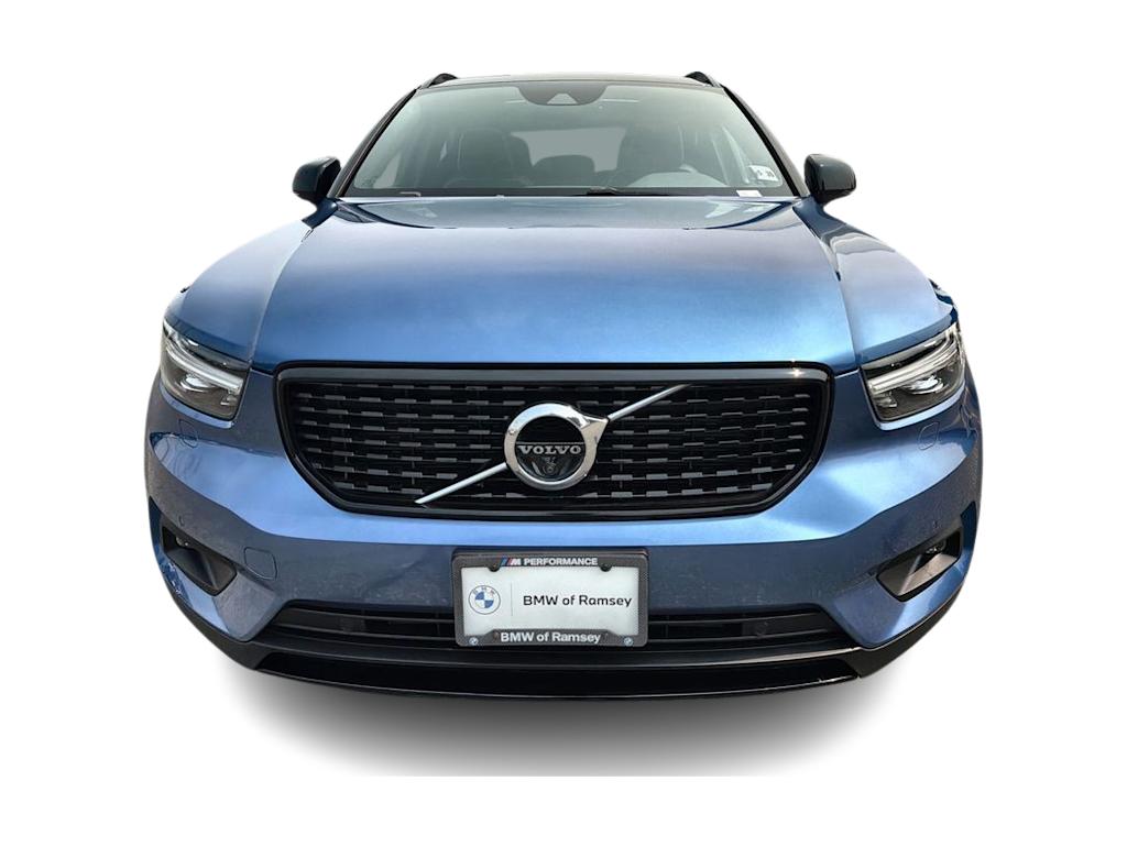 Thumbnail: 2021 Volvo XC40 - 27