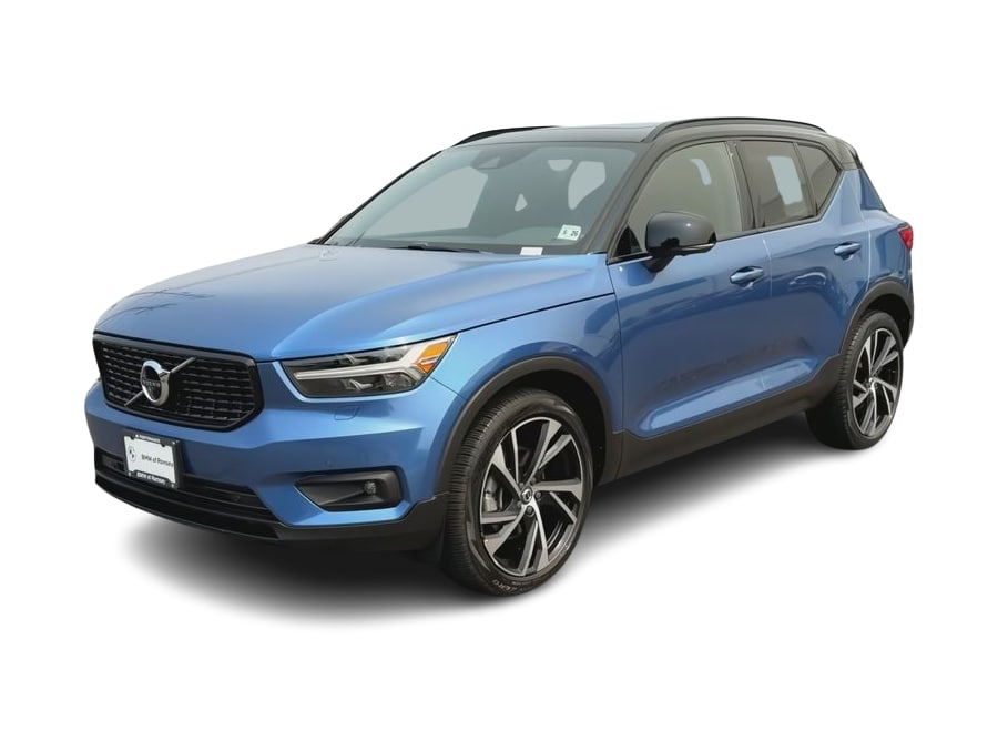 Thumbnail: 2021 Volvo XC40 - 21