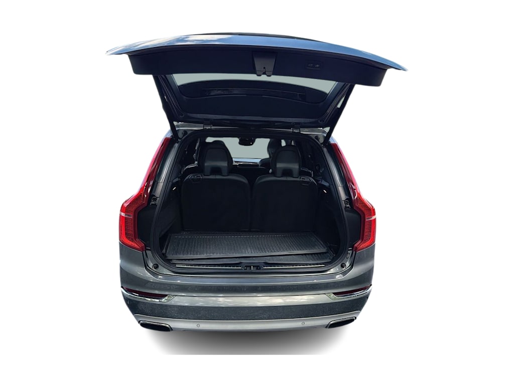 Thumbnail: 2019 Volvo XC90 - 17
