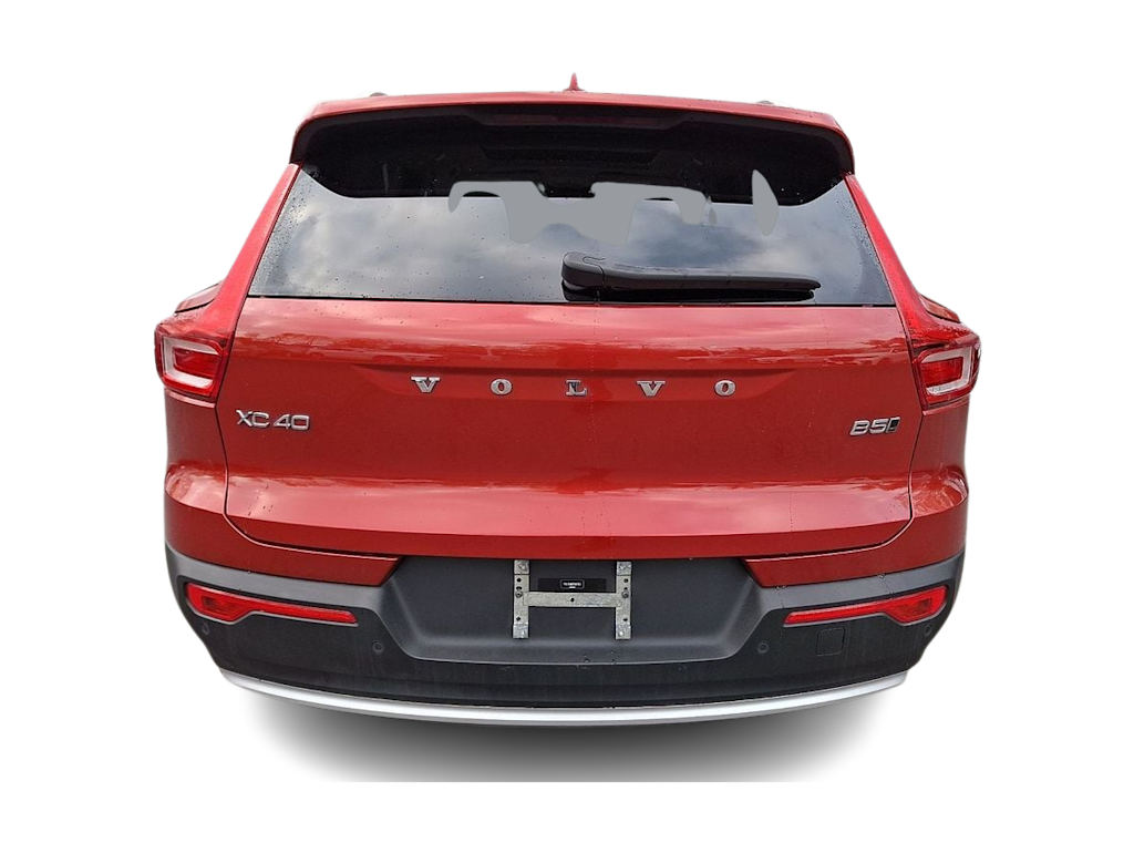 Thumbnail: 2023 Volvo XC40 - 2