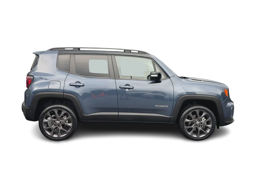 Thumbnail: 2023 Jeep Renegade - 22