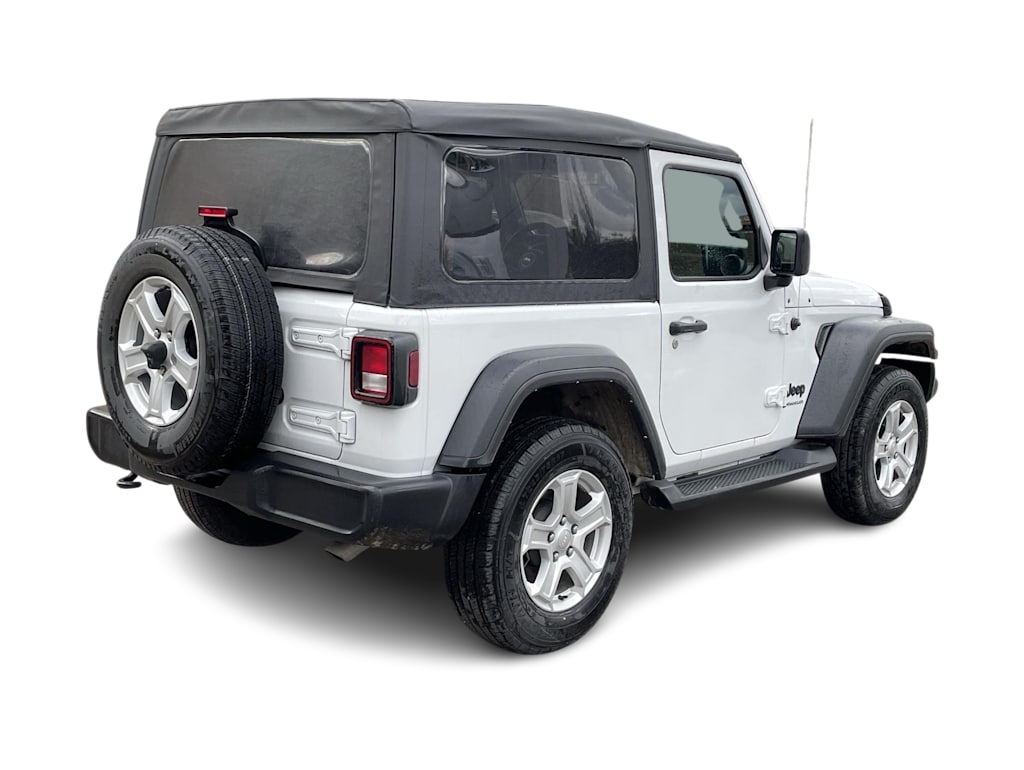 Thumbnail: 2022 Jeep Wrangler - 9