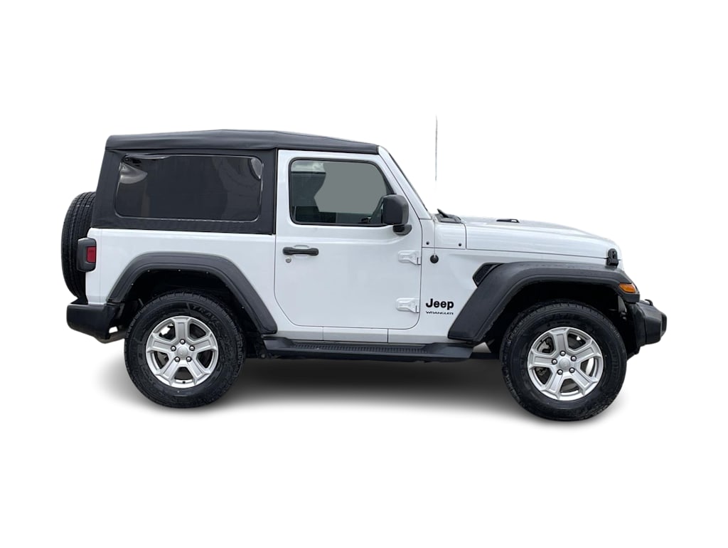 Thumbnail: 2022 Jeep Wrangler - 10