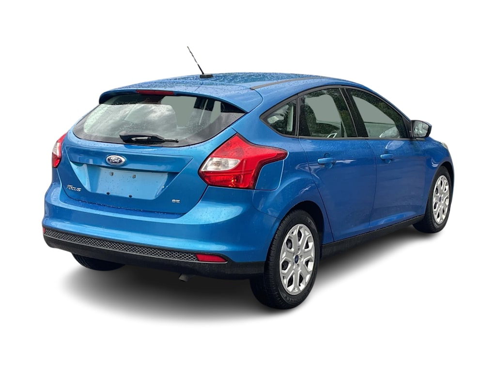 Thumbnail: 2012 Ford Focus - 17