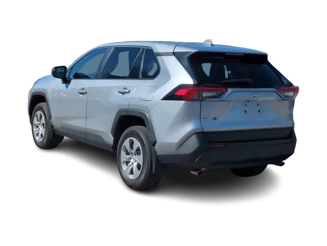 2022 Toyota RAV4 LE 4