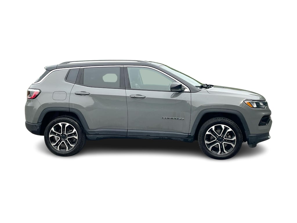 Thumbnail: 2022 Jeep Compass - 13