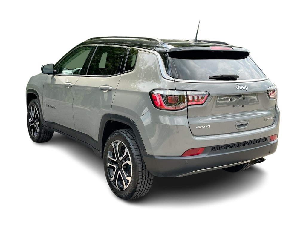 Thumbnail: 2022 Jeep Compass - 4
